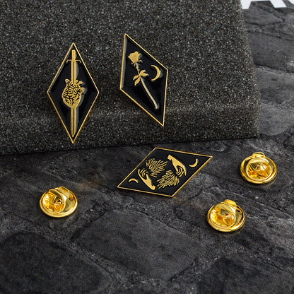 Sword Heart Brooch/Pin — Vintage Style
