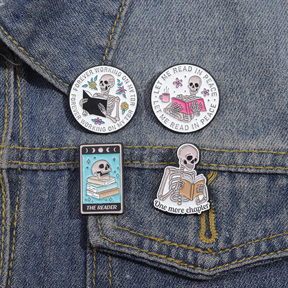 Creative Skull Cartoon Halloween Brooch – Unique & Fun Design